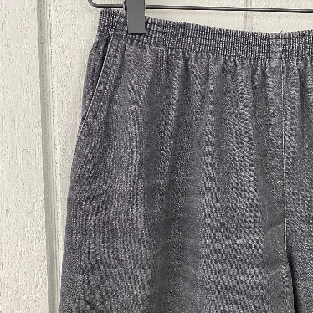 Alfred Dunner Chambray Distressed TikTok Comfy Baggy Cropped Pants - Picture 3 of 4